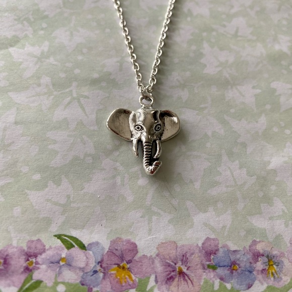 Elephant Head Charm Necklace - Picture 4 of 4
